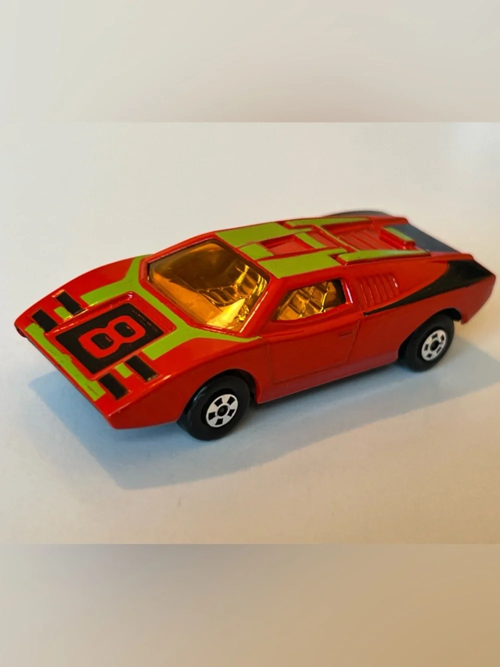 Vintage Matchbox Superfast No. 27 Lamborghini Countach 1975 Lesney England Red